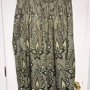 Chic Black and Cream Patterned A-Line Skirt